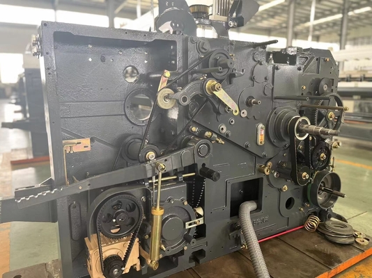 स्वतः 190 सेमी वाटर जेट वूम्स मशीन कपड़े की गति 1000RPM के साथ Elo Etu