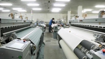 1000 आरपीएम गैर बुना हुआ यंत्र सादा कैम डोबी शेडिंग बुनाई एयर जेट loom
